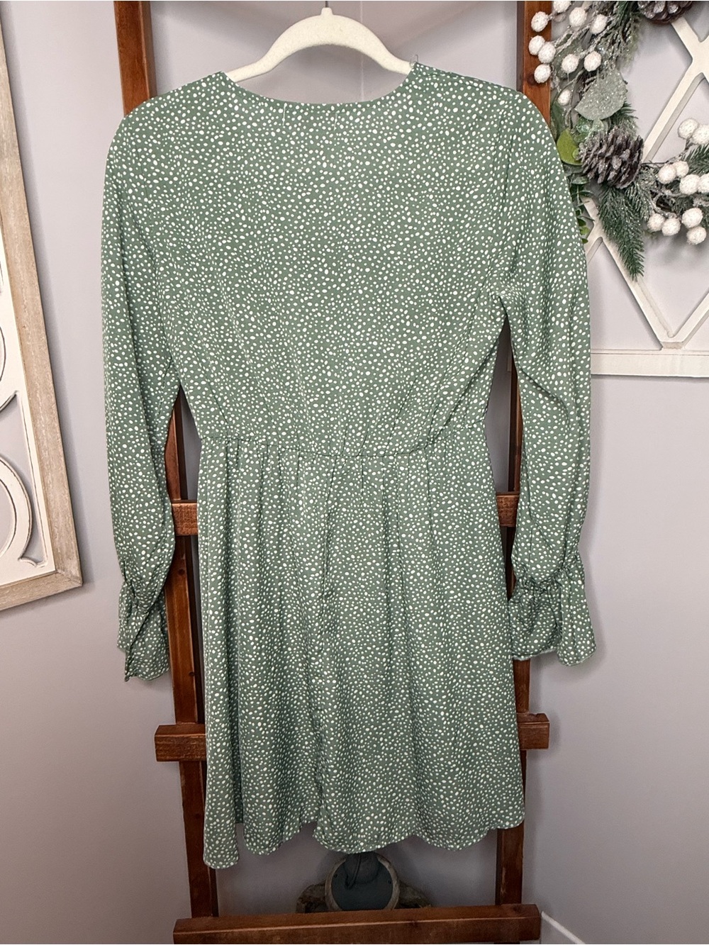 C+D+M Boutique Sage Green Polka Dot Faux Wrap Dress Small - Picture 3 of 5